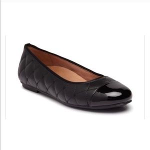 Vionic Desiree Quilted Blue Flat size 11